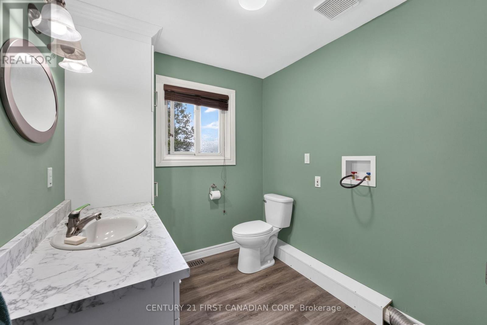 33943 Sunnyridge Road Property Photo 11