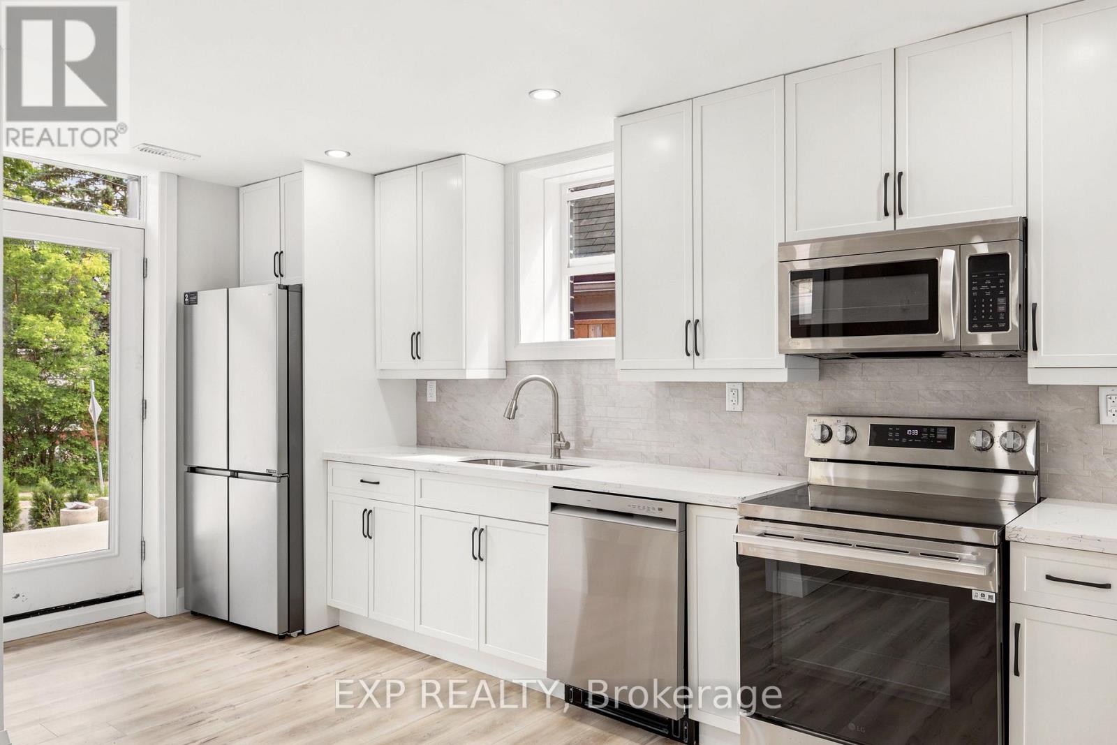 131 St George Street Property Photo 18