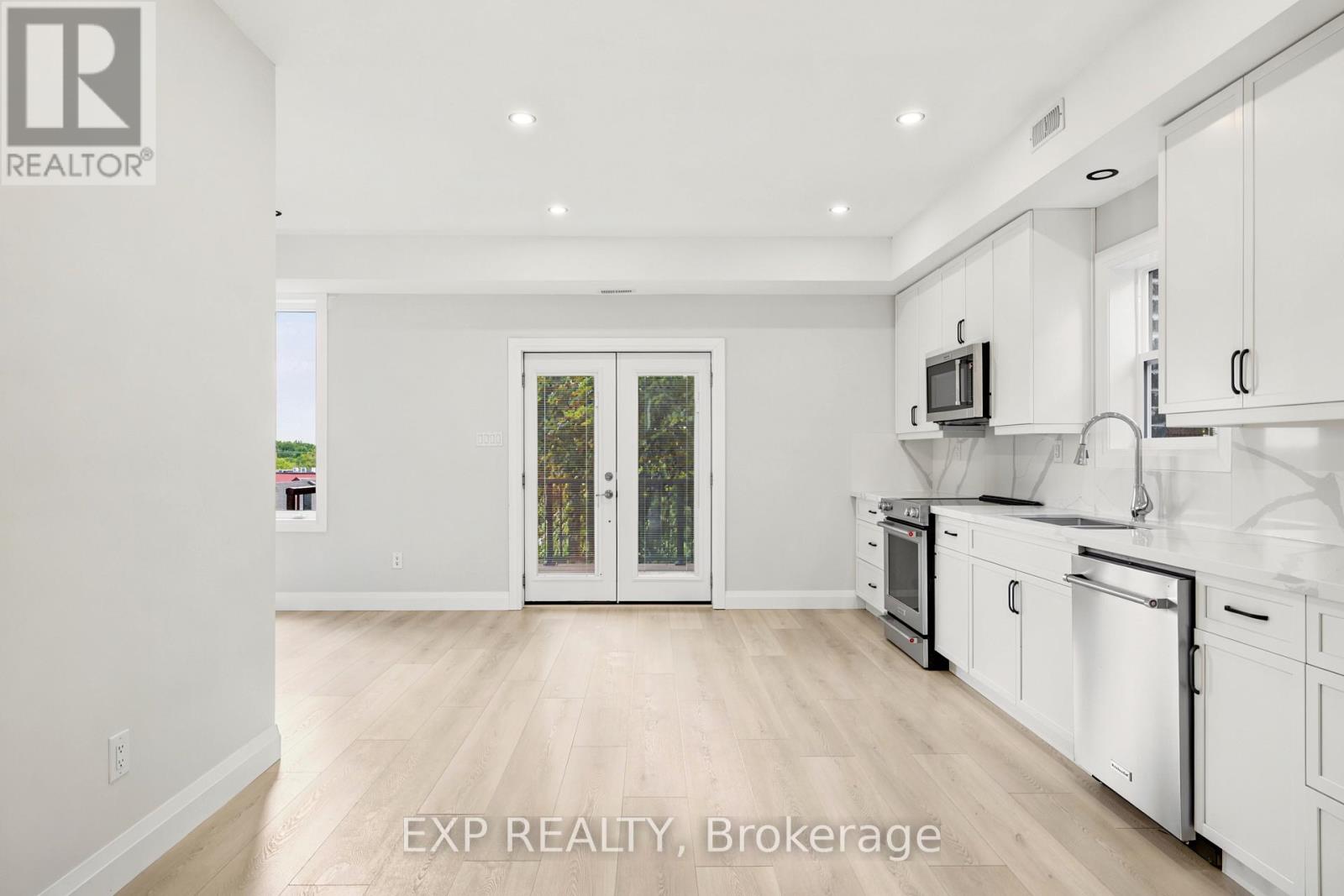 129 St George Street Property Photo 7