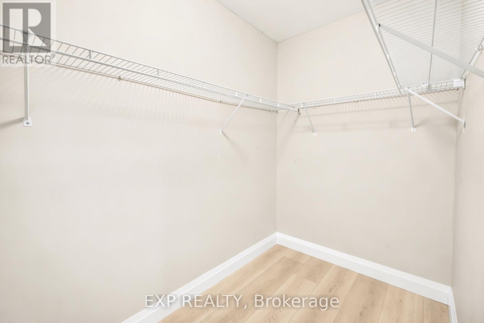 129 St George Street Property Photo 13
