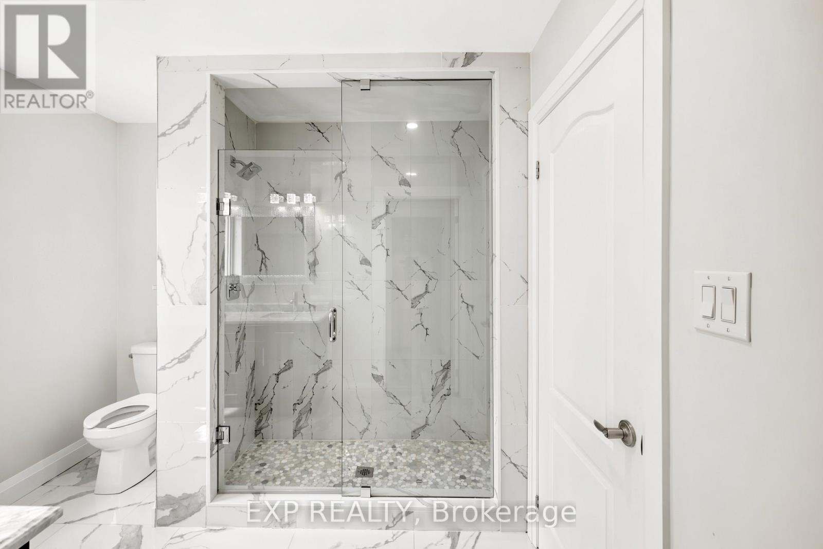 129 St George Street Property Photo 14