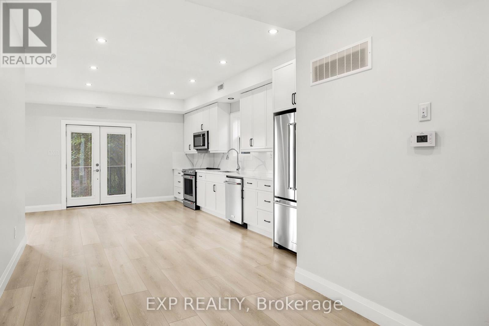 129 St George Street Property Photo 15