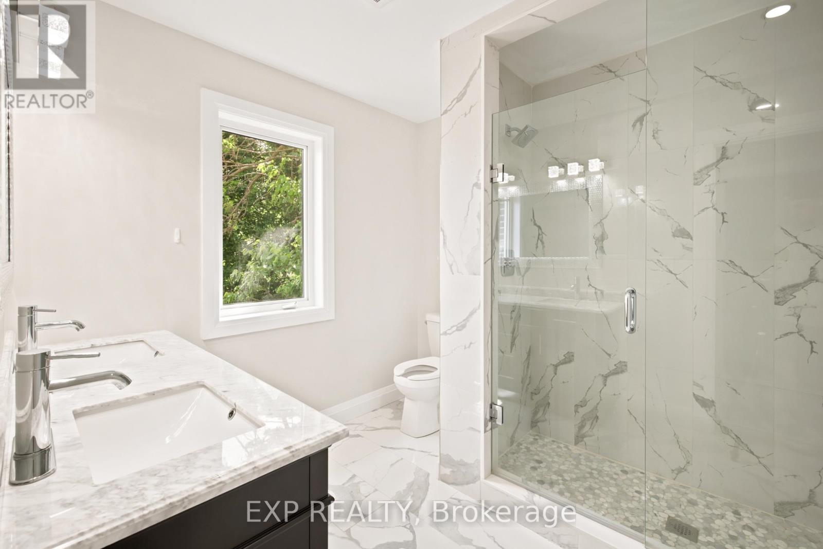129 St George Street Property Photo 16
