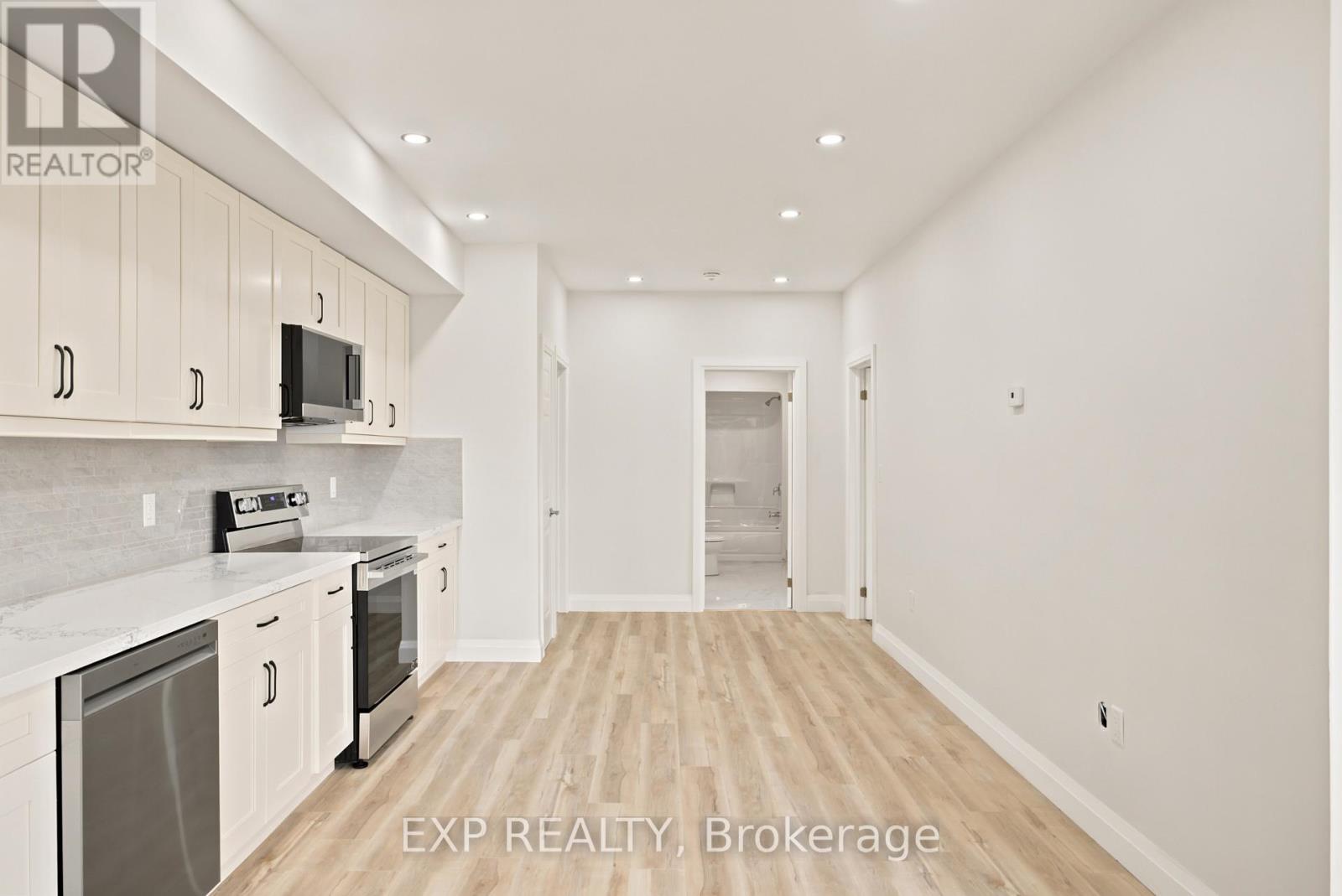 129 St George Street Property Photo 31