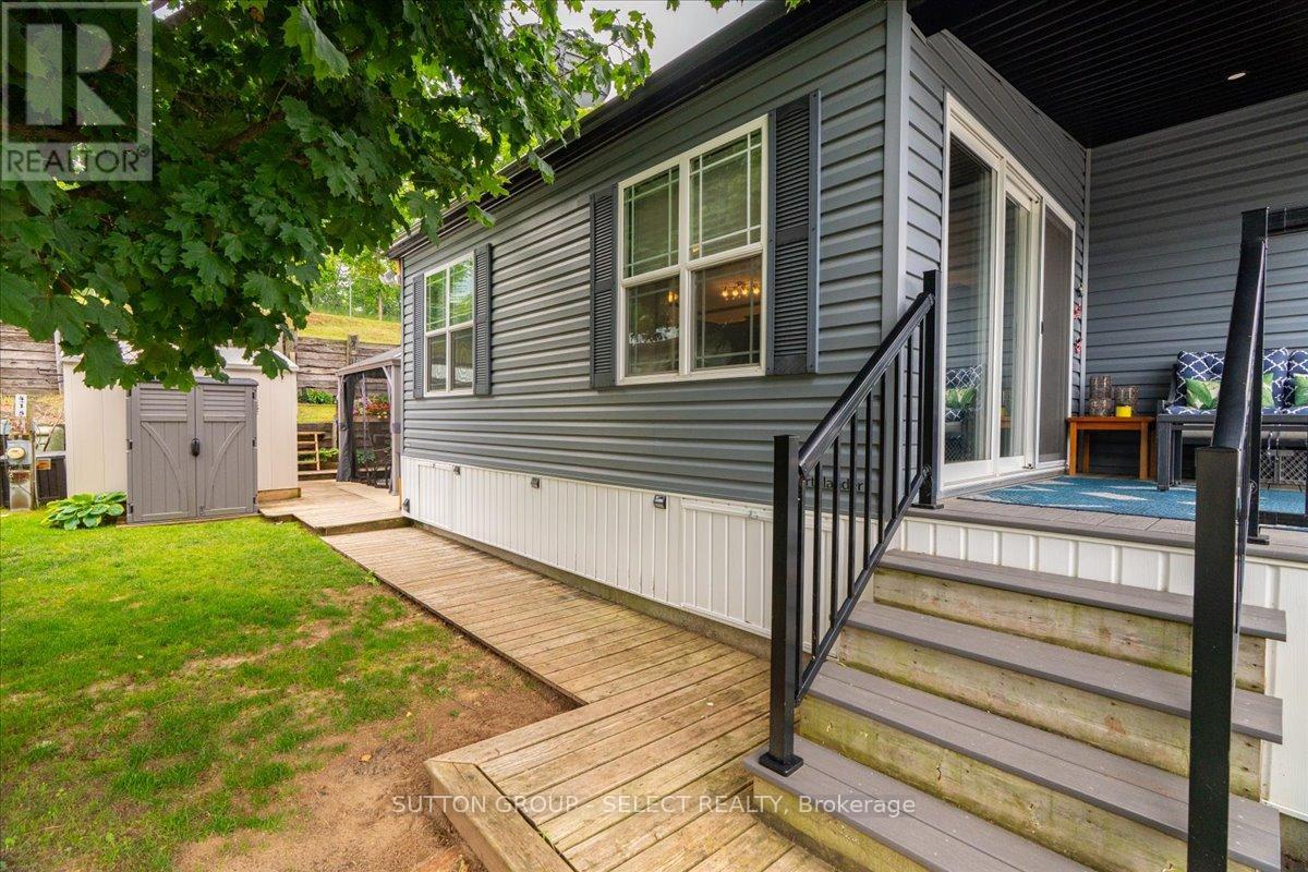 415 - 8685 Rock Glen Road Property Photo 24