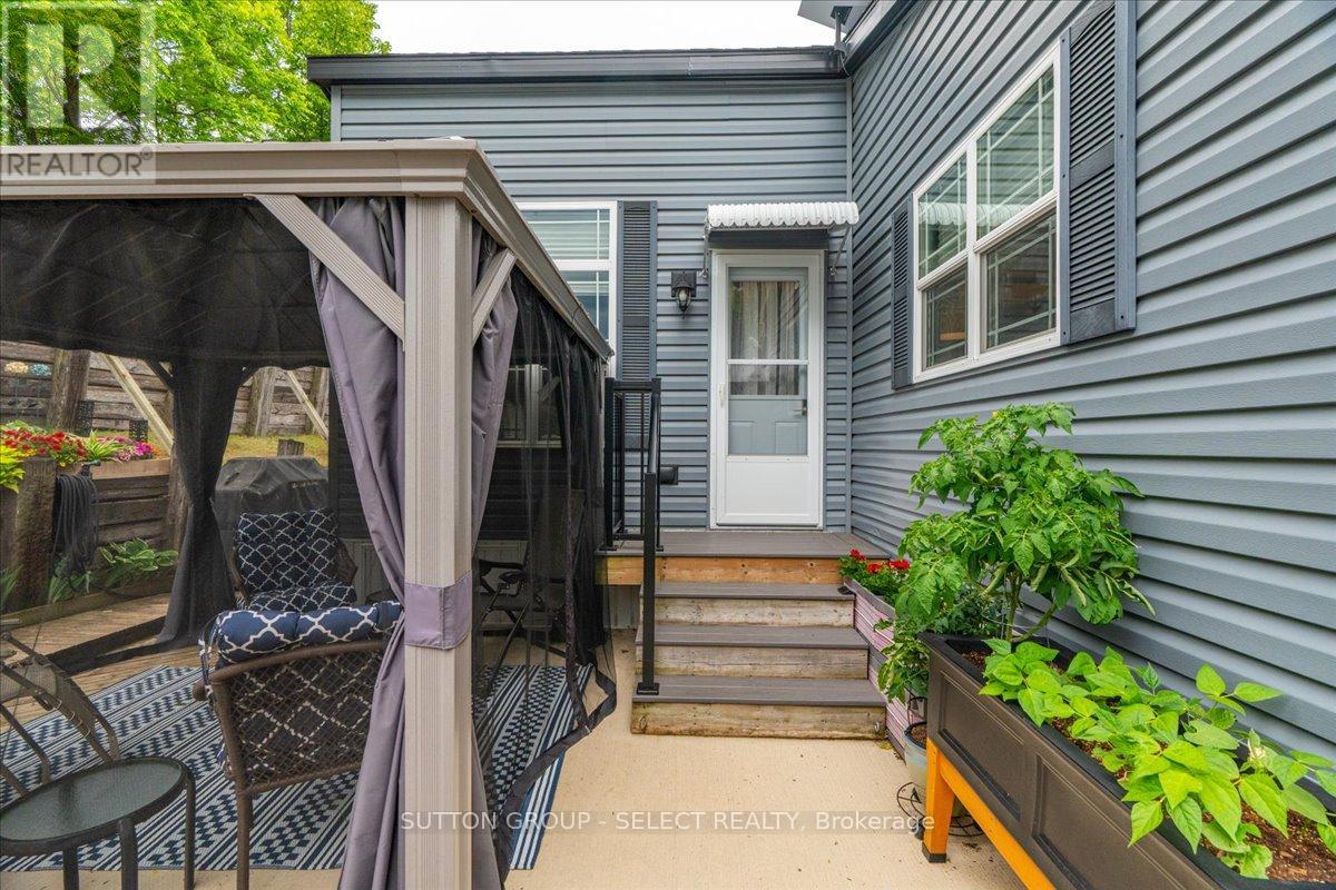 415 - 8685 Rock Glen Road Property Photo 26