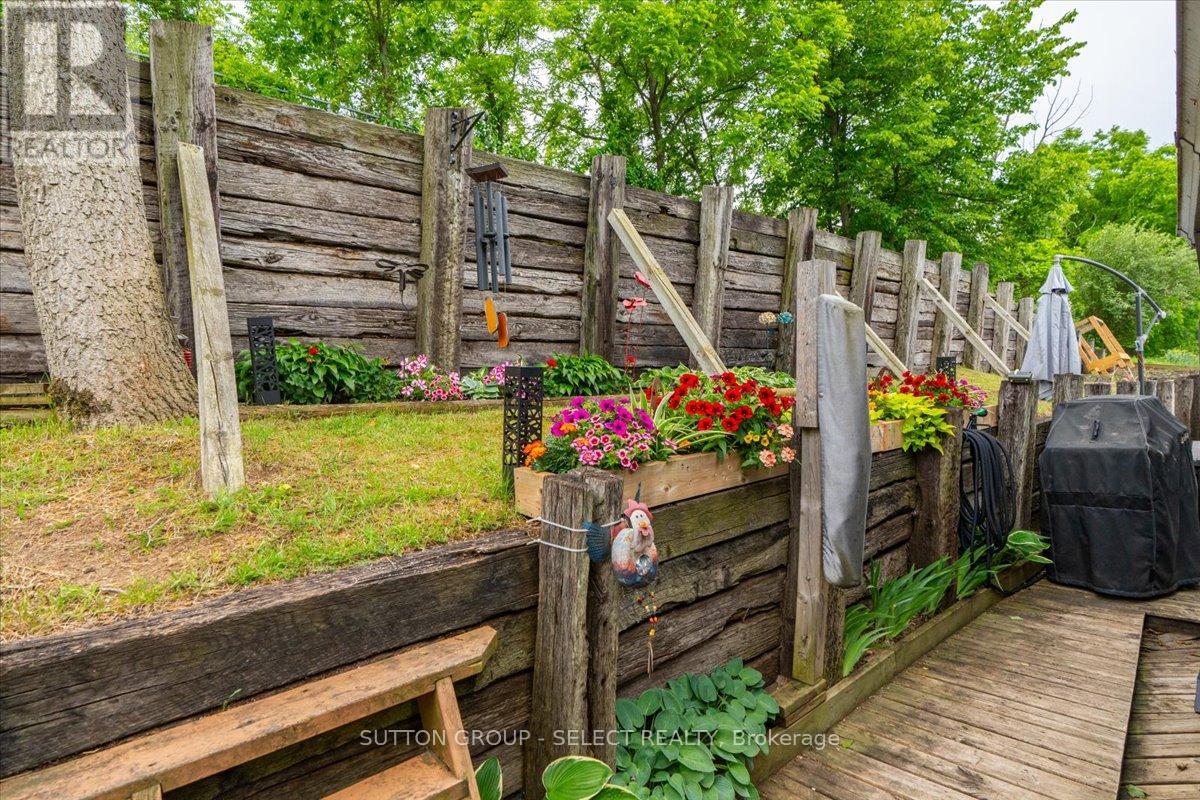 415 - 8685 Rock Glen Road Property Photo 27