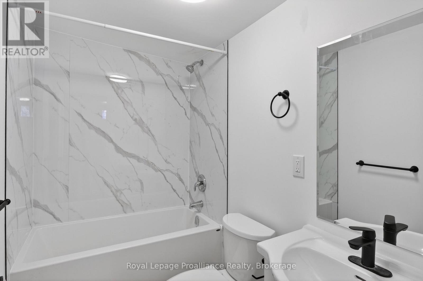 5 - 171 Hazlitt Street Property Photo 8