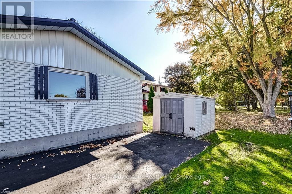 480 Cavan Street Property Photo 7