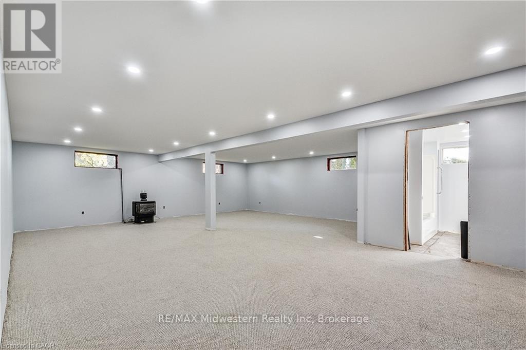 480 Cavan Street Property Photo 20