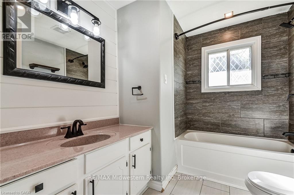 480 Cavan Street Property Photo 26