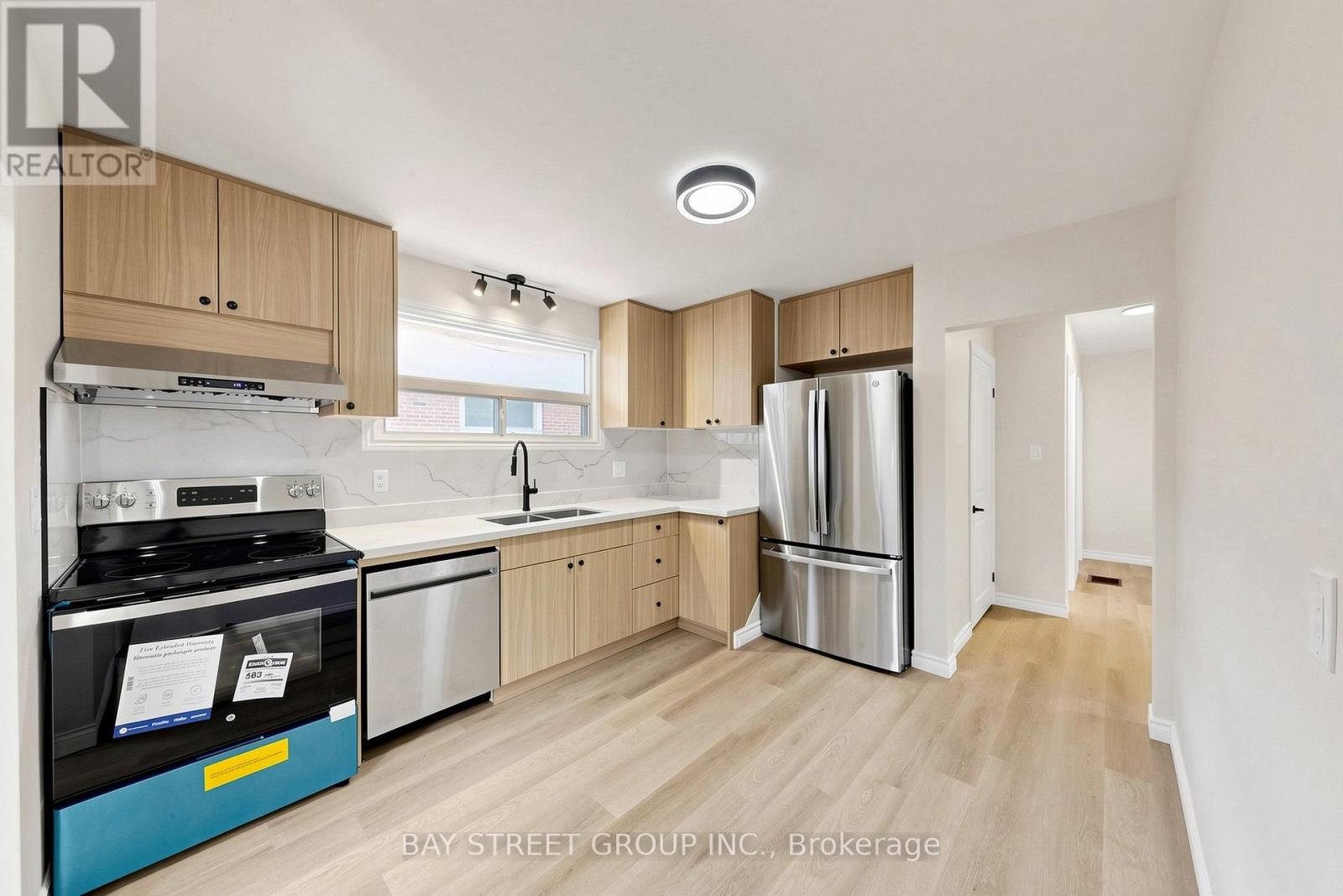 28 Warren Avenue Property Photo 5