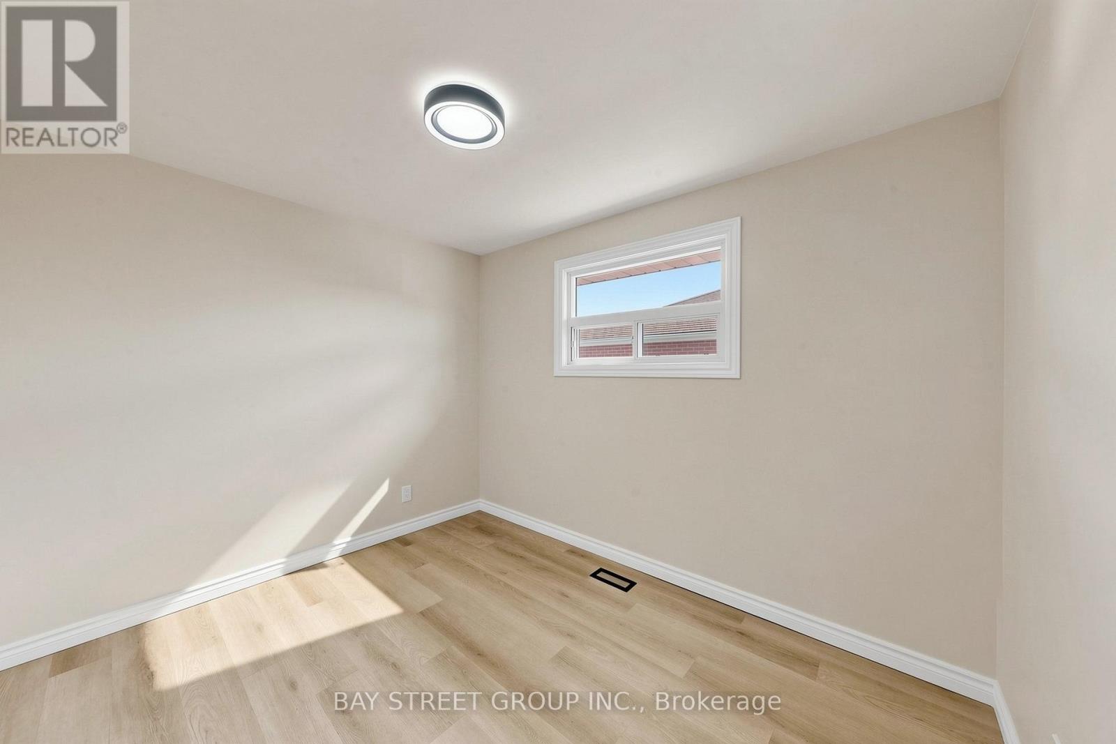 28 Warren Avenue Property Photo 7