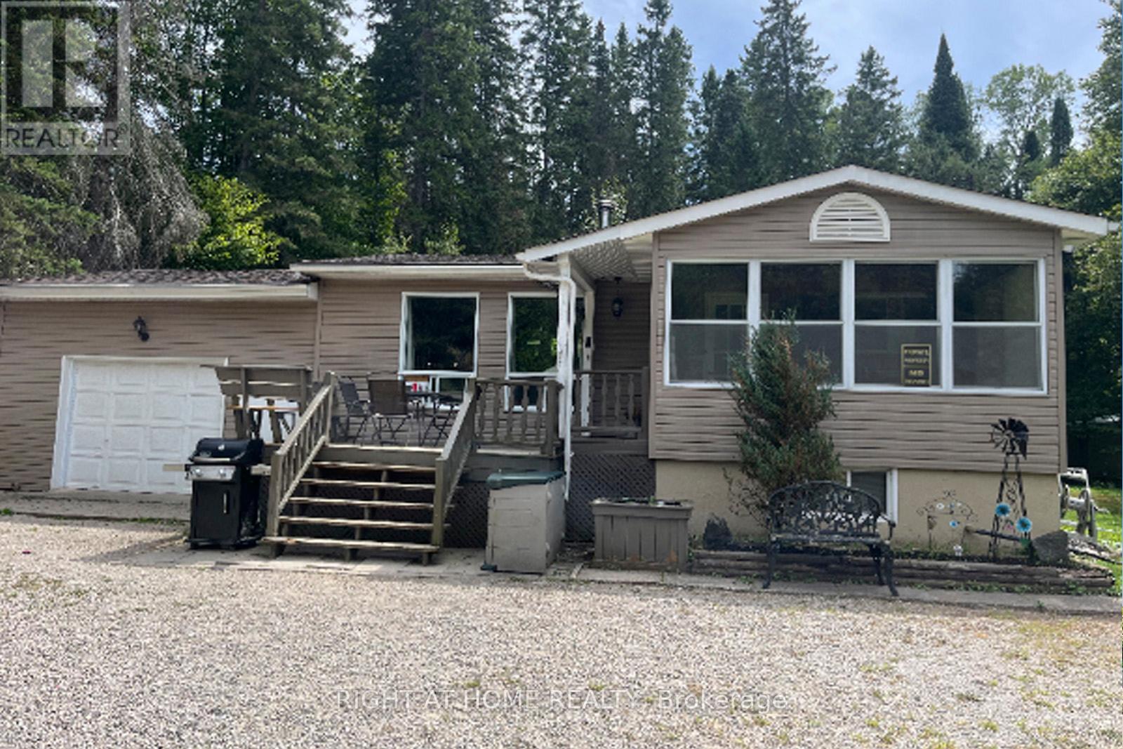 524 Balsam Chutes Road Property Photo 1