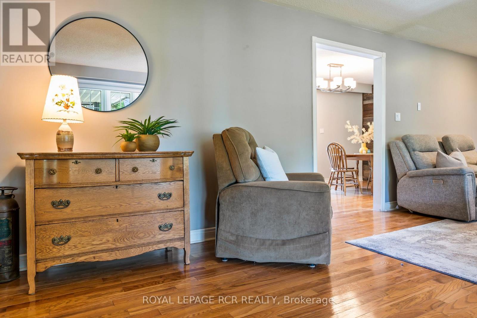 22 Randy Avenue Property Photo 8