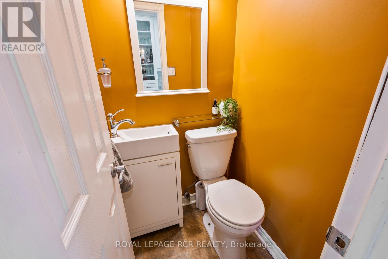 22 Randy Avenue Property Photo 19