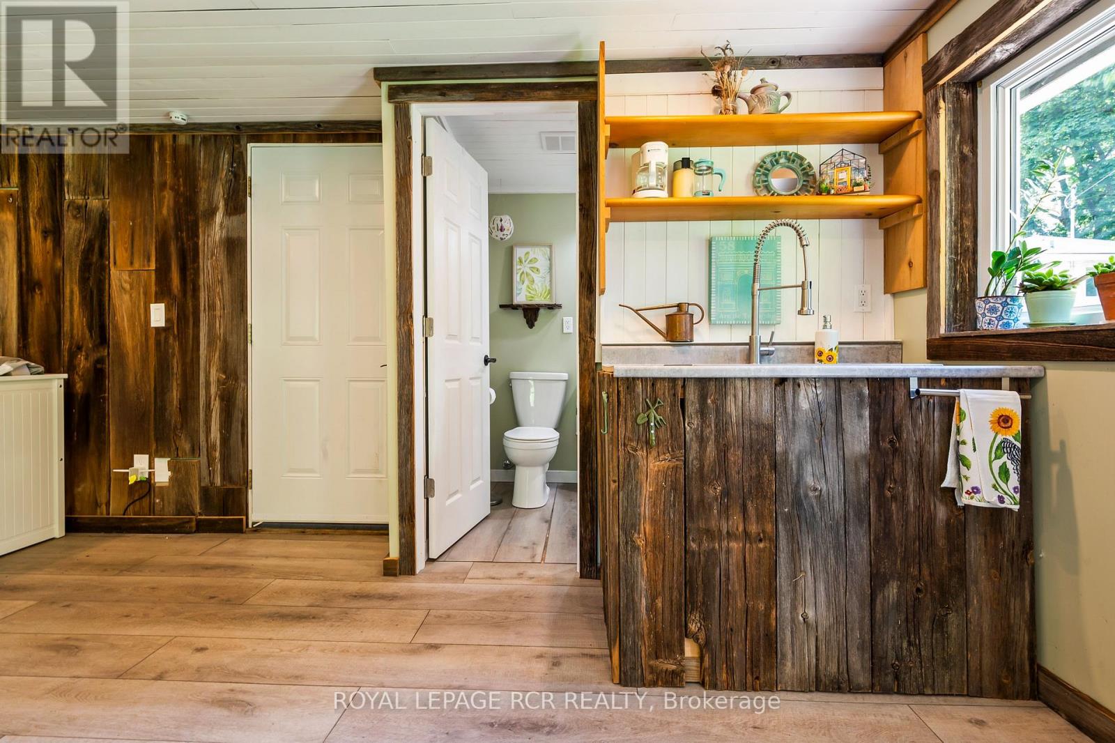 22 Randy Avenue Property Photo 40
