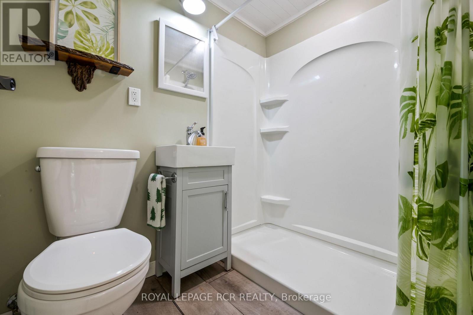 22 Randy Avenue Property Photo 41