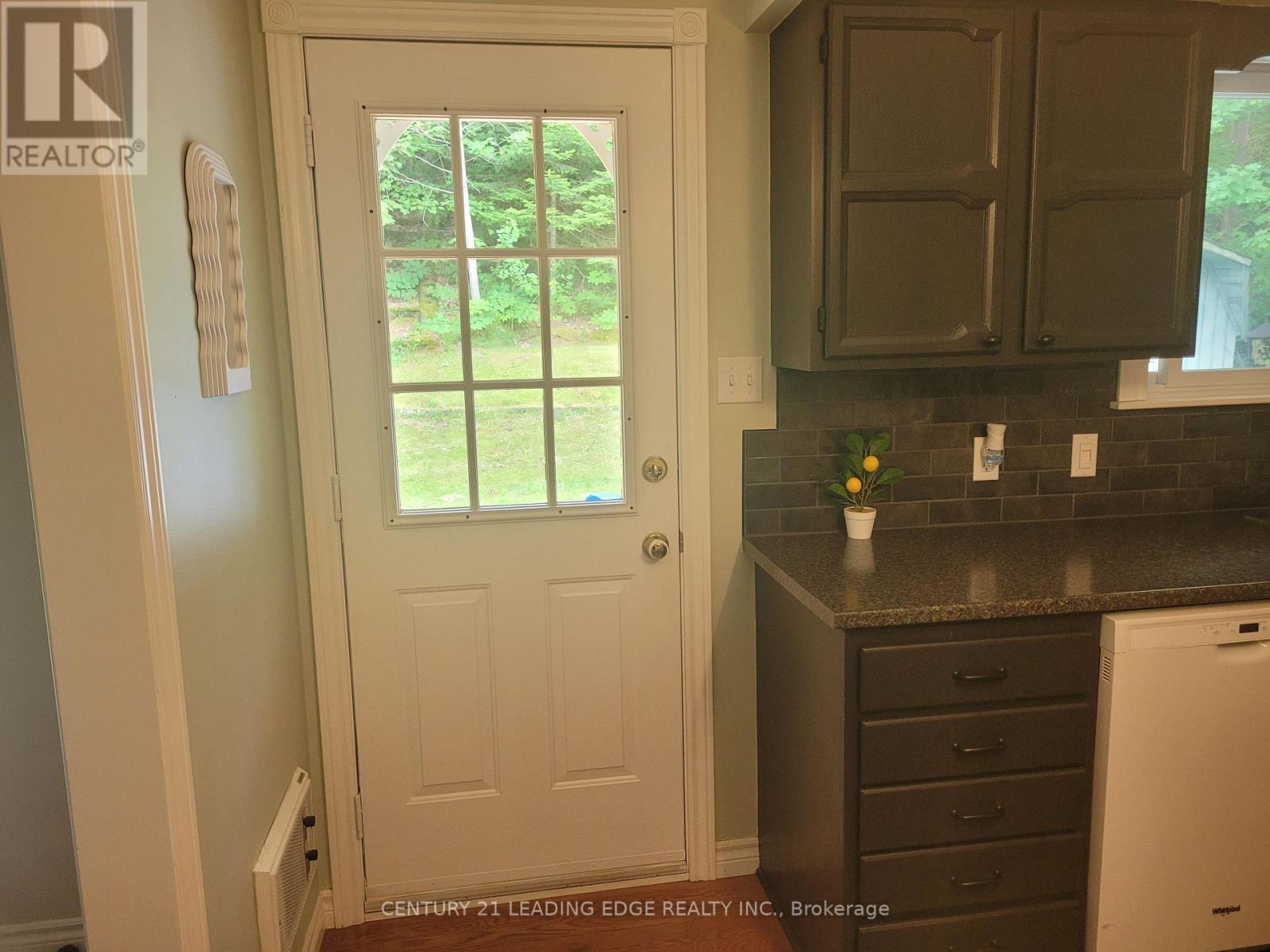19 Forest Hill Road Property Photo 10
