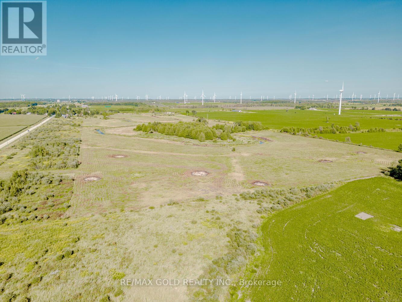 681050 260 Side Road Property Photo 8