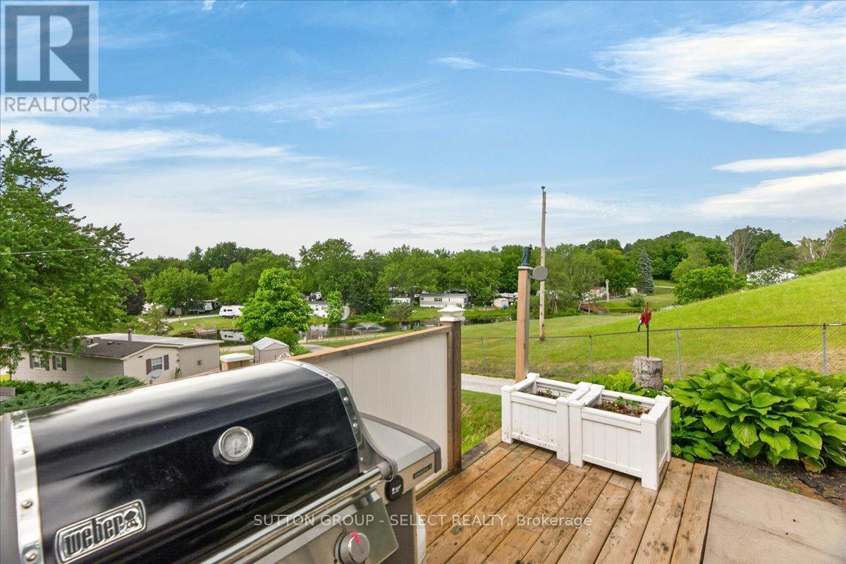 404 - 8685 Rock Glen Road Property Photo 13