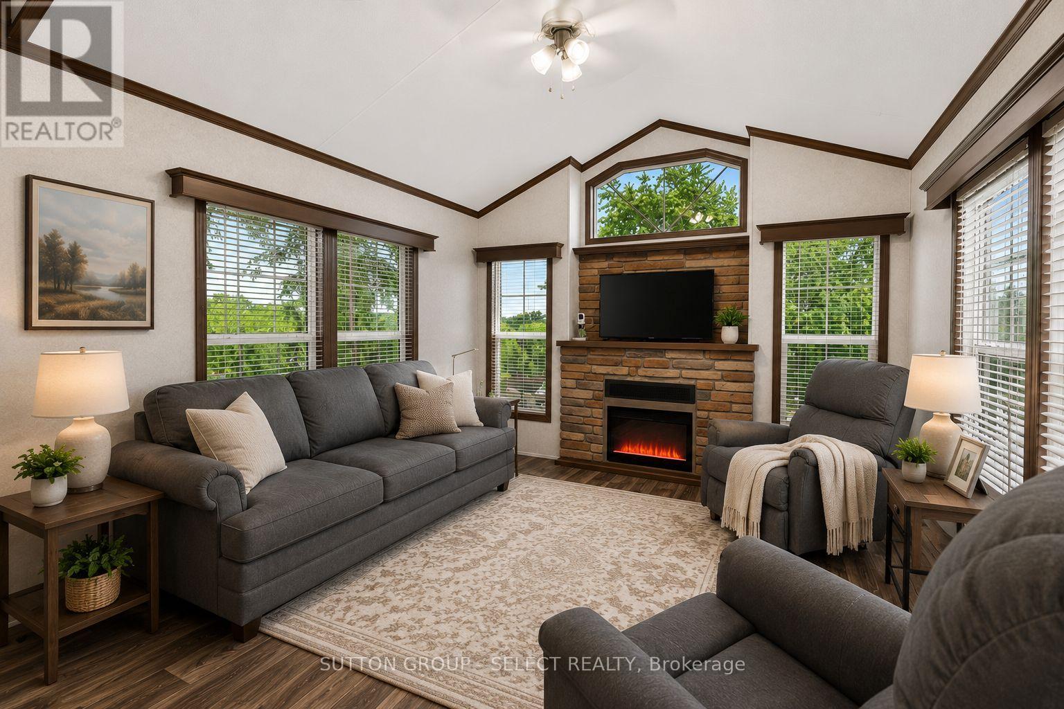 404 - 8685 Rock Glen Road Property Photo 18