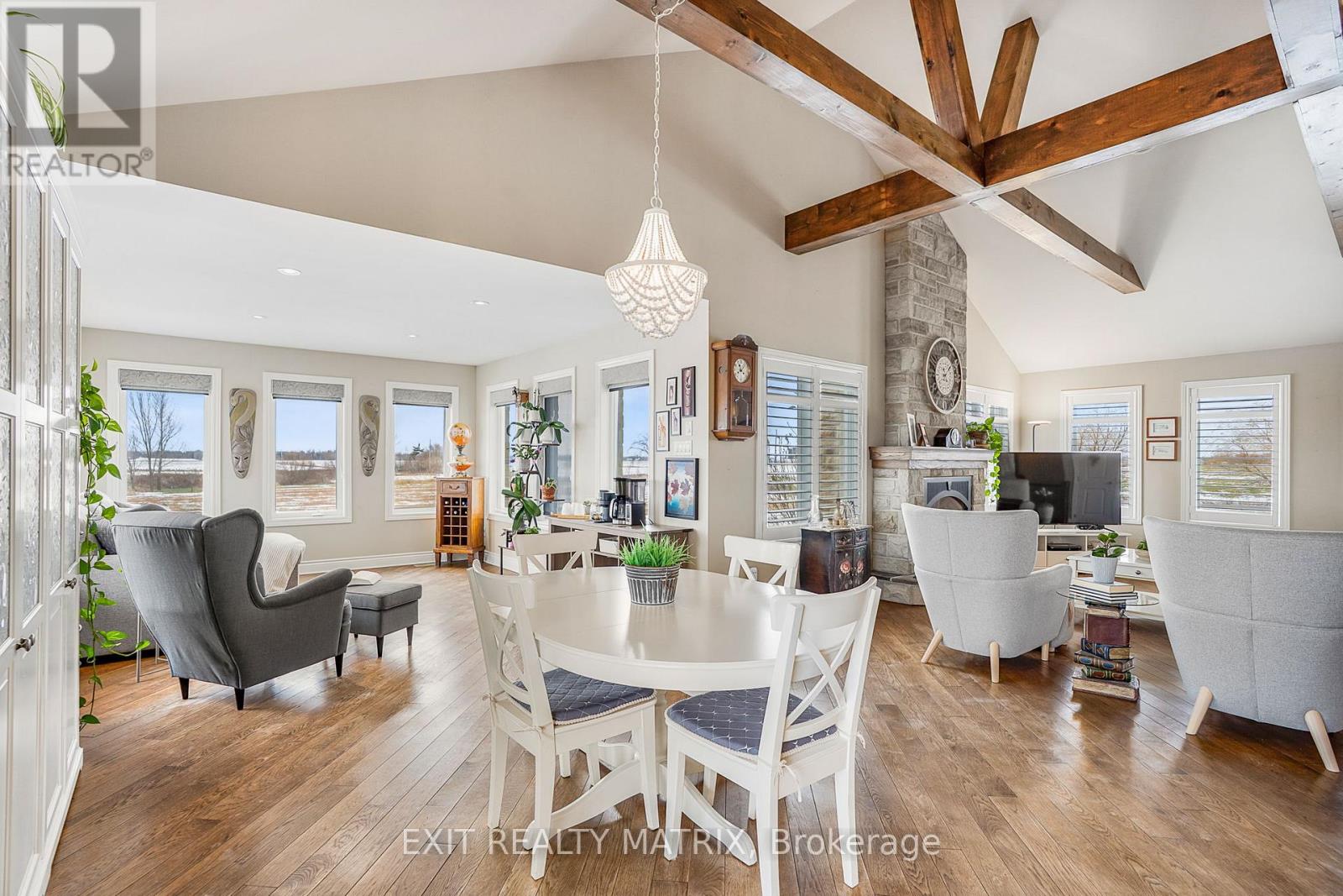3139 Birchgrove Road Property Photo 14