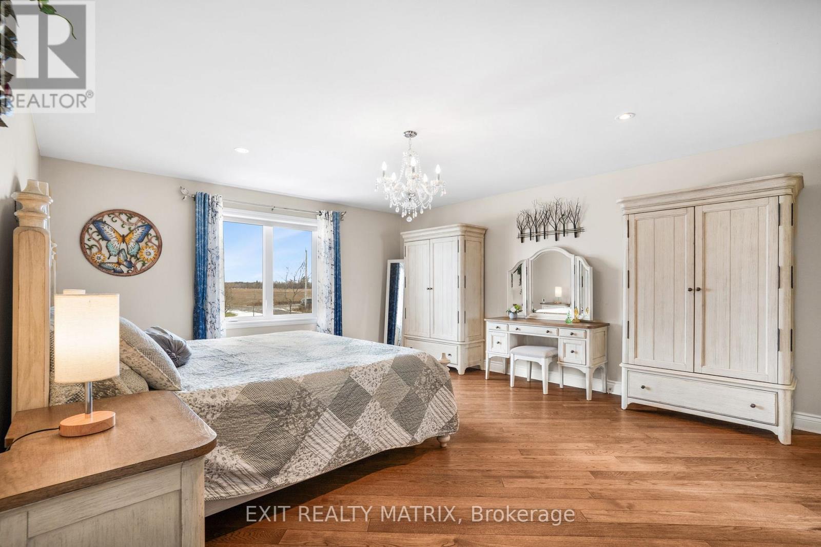 3139 Birchgrove Road Property Photo 17