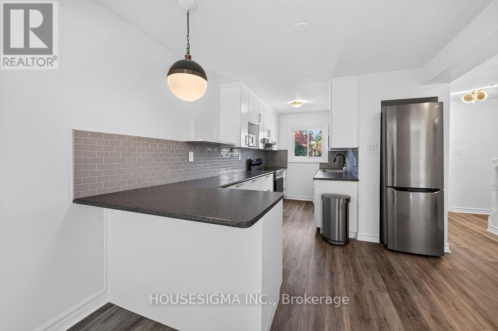 143 - 166 Southdale Road W Property Photo 6
