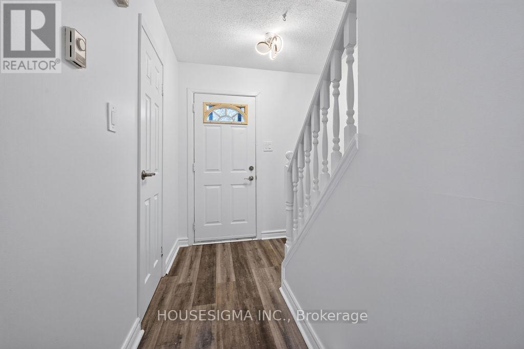 143 - 166 Southdale Road W Property Photo 9