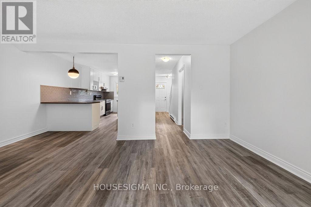 143 - 166 Southdale Road W Property Photo 12