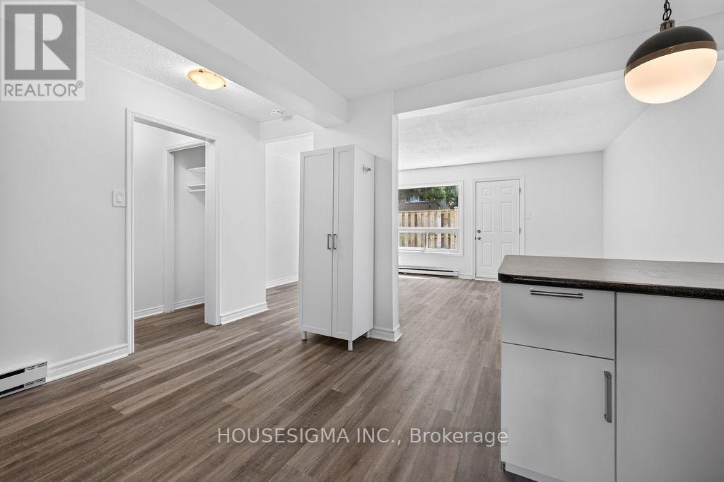 143 - 166 Southdale Road W Property Photo 16