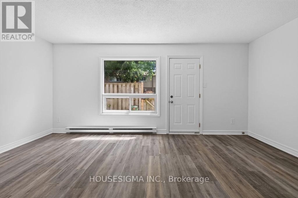 143 - 166 Southdale Road W Property Photo 17