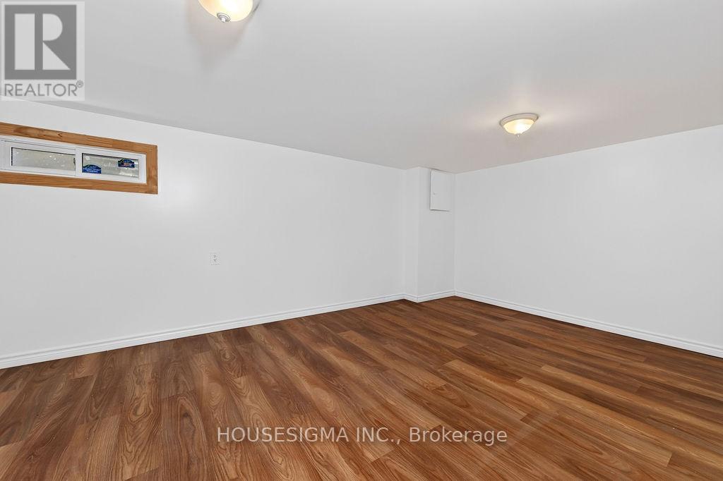 143 - 166 Southdale Road W Property Photo 19