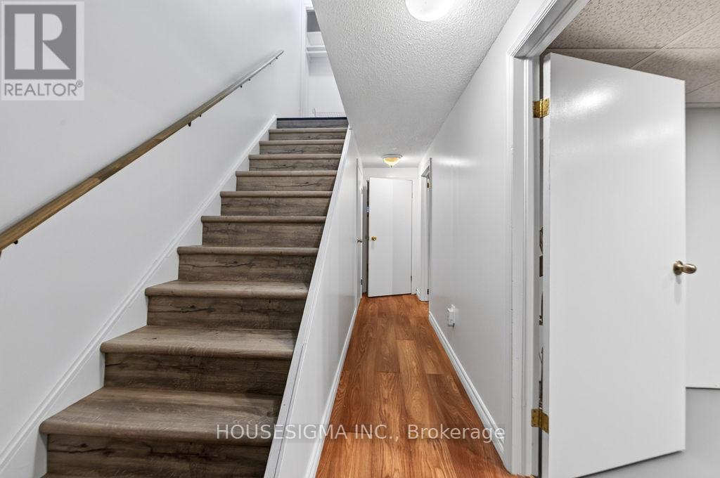 143 - 166 Southdale Road W Property Photo 20