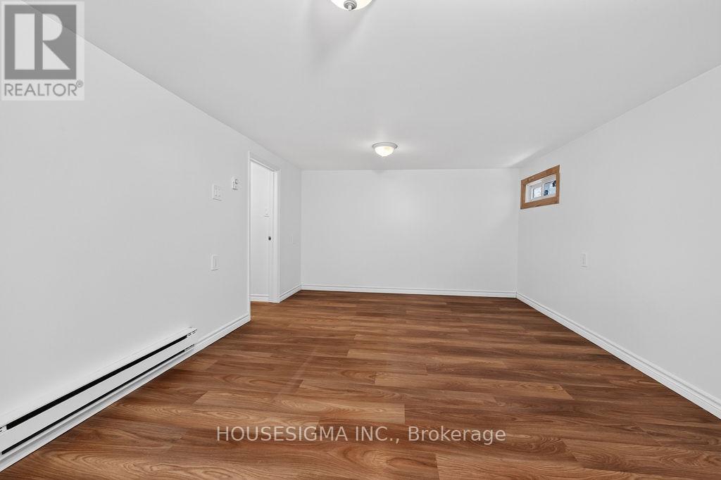 143 - 166 Southdale Road W Property Photo 21