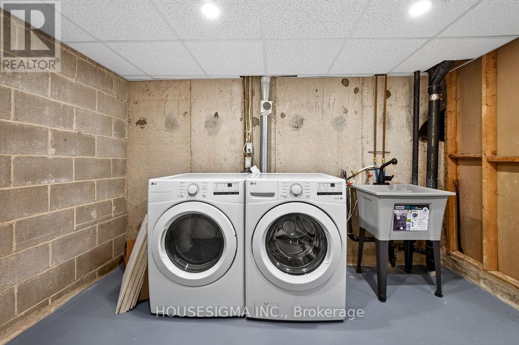 143 - 166 Southdale Road W Property Photo 22