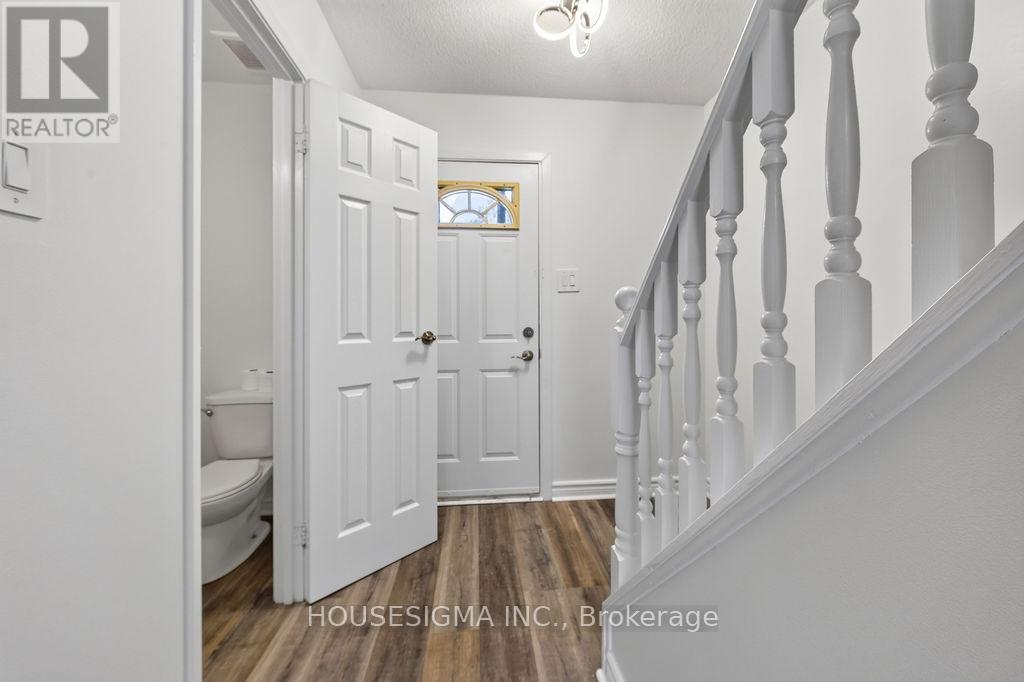 143 - 166 Southdale Road W Property Photo 27