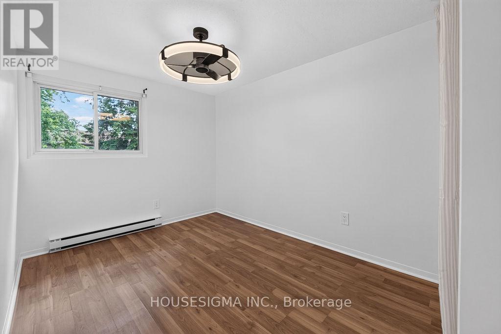 143 - 166 Southdale Road W Property Photo 32