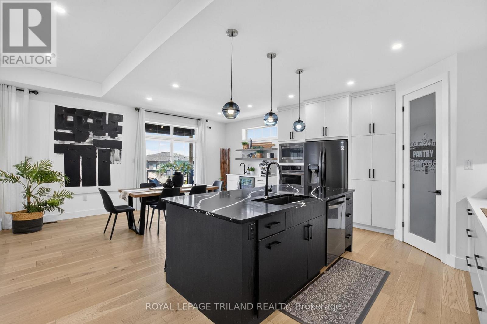 1757 Upper West Avenue Property Photo 13