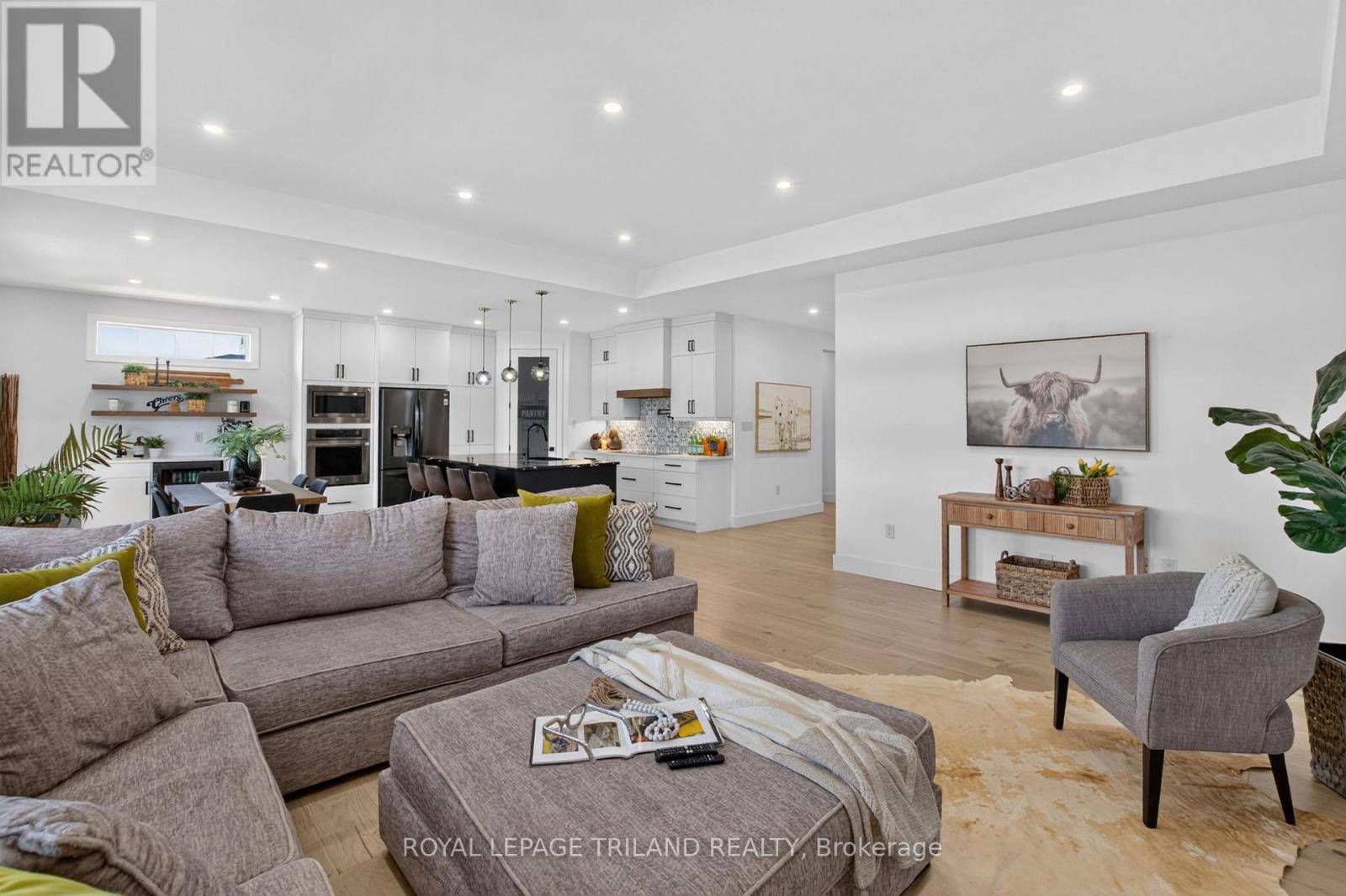 1757 Upper West Avenue Property Photo 23