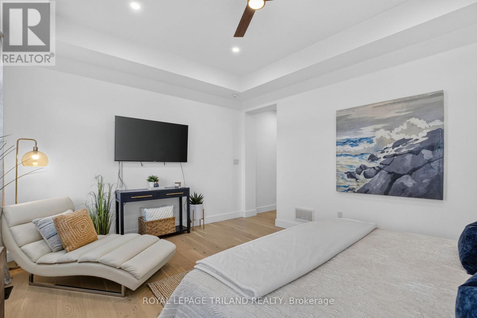 1757 Upper West Avenue Property Photo 25