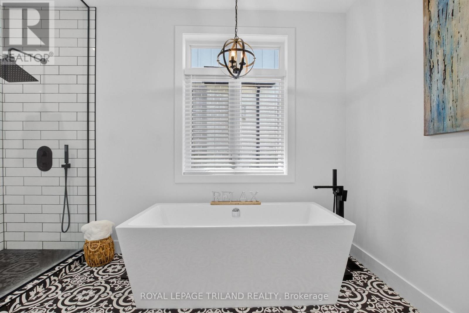 1757 Upper West Avenue Property Photo 29