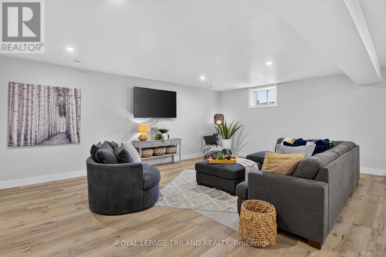 1757 Upper West Avenue Property Photo 36