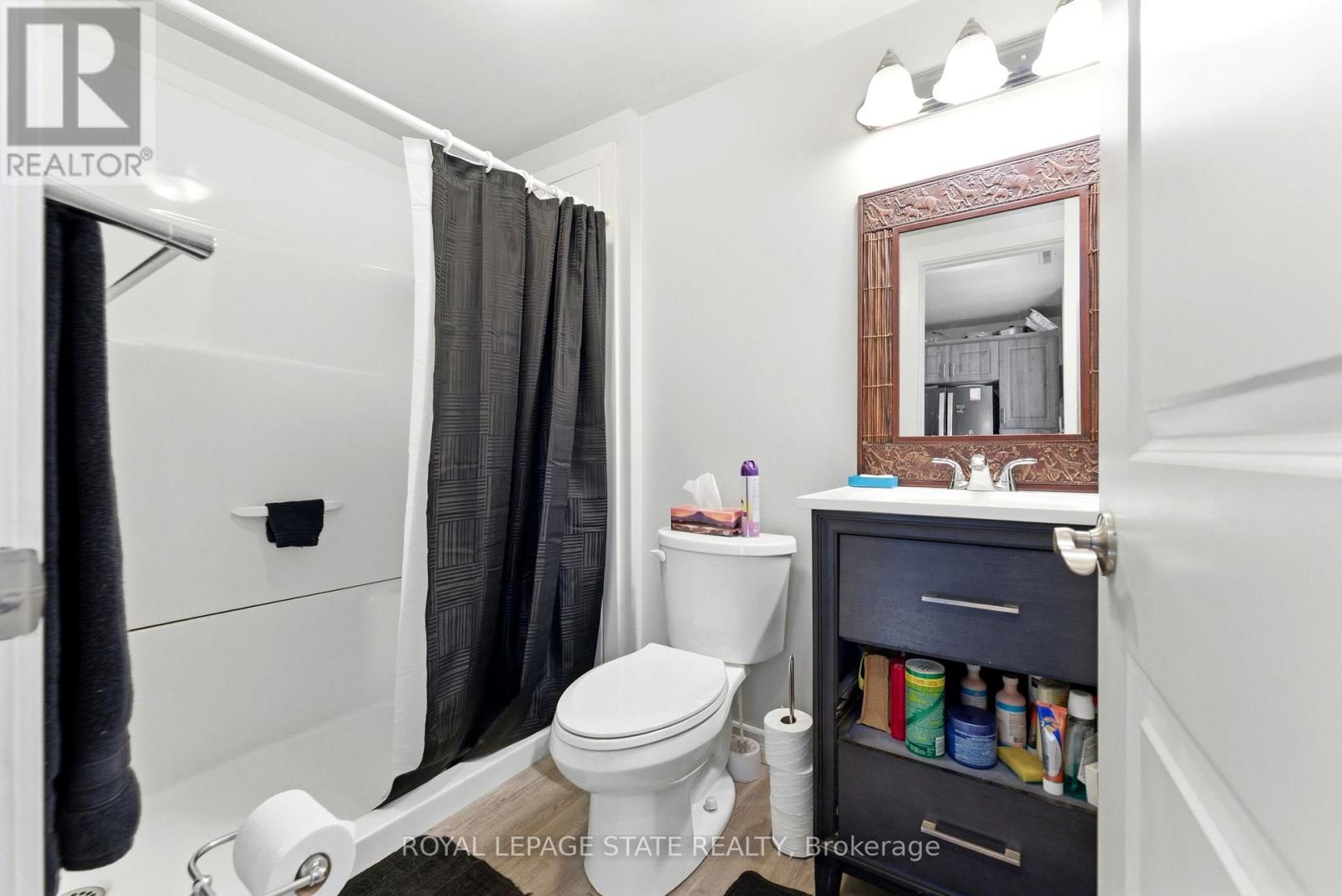 1745 King Street E Property Photo 34
