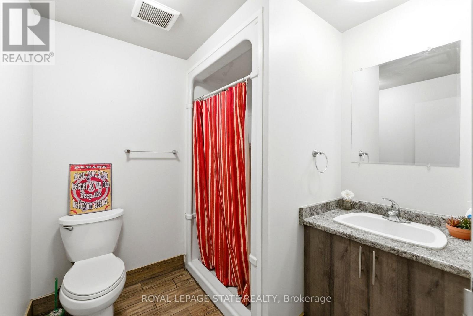 1745 King Street E Property Photo 35
