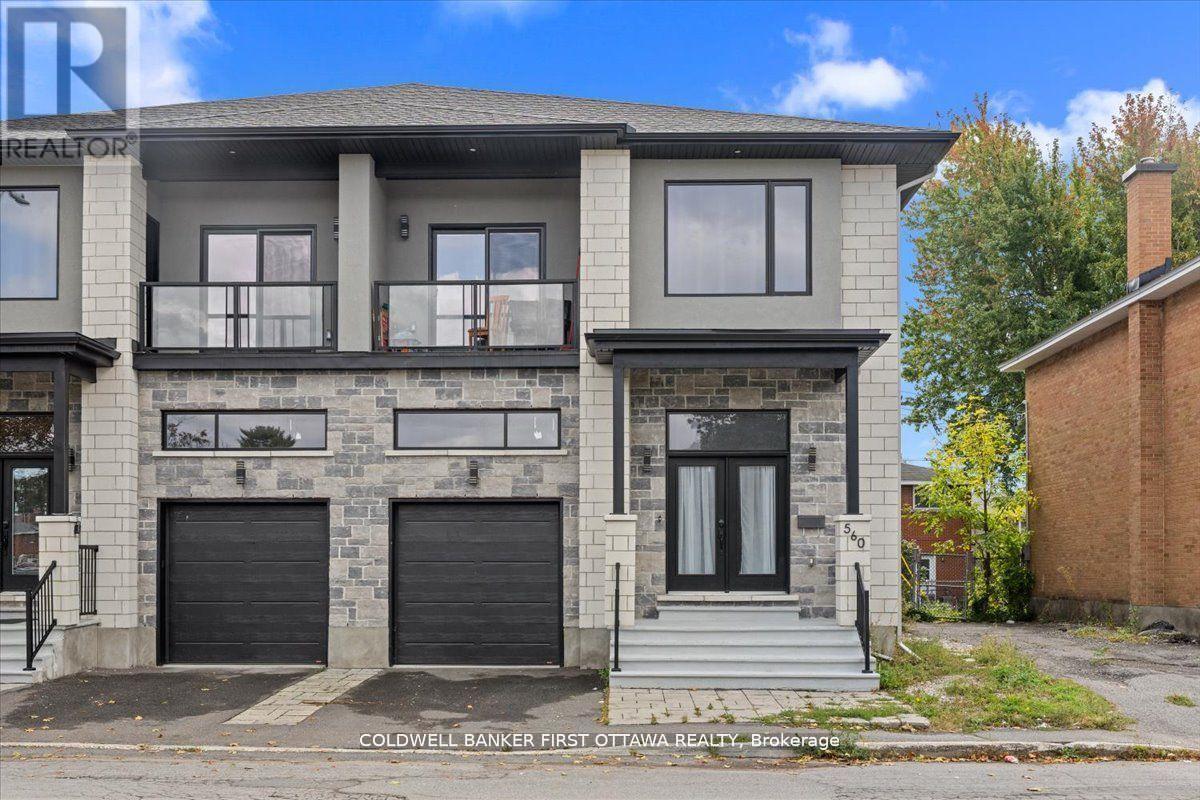 560 Queen Mary Street Property Photo 2