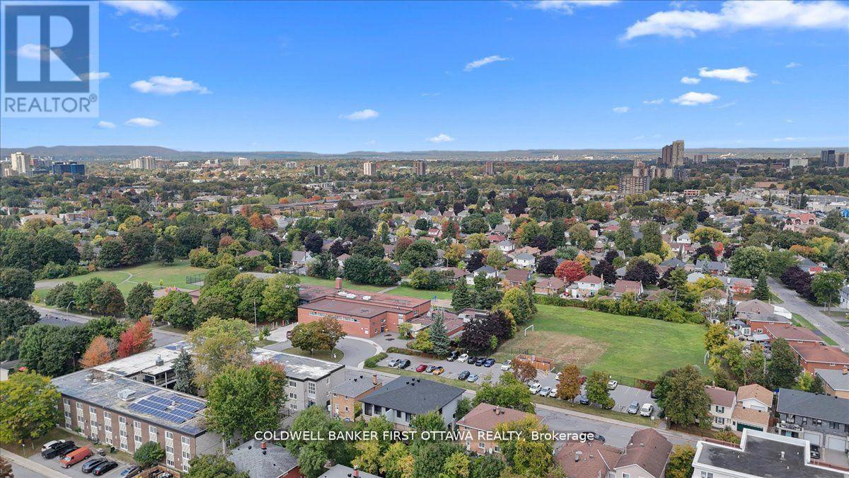 560 Queen Mary Street Property Photo 46