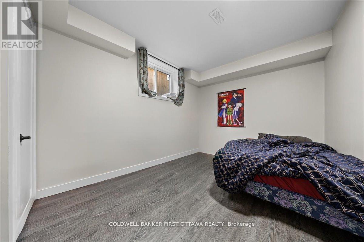 A/b - 22 Inverkip Avenue Property Photo 18
