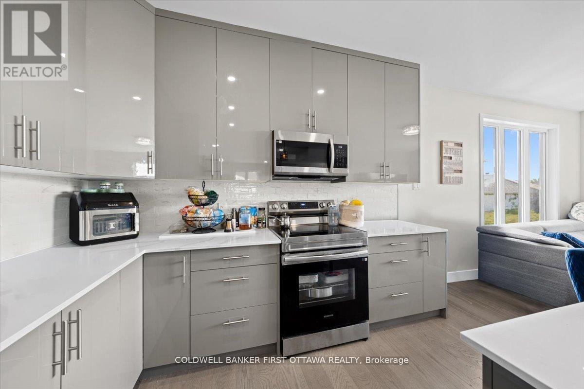 A/b - 22 Inverkip Avenue Property Photo 26